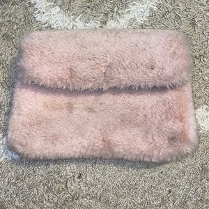 pink fluffy clutch